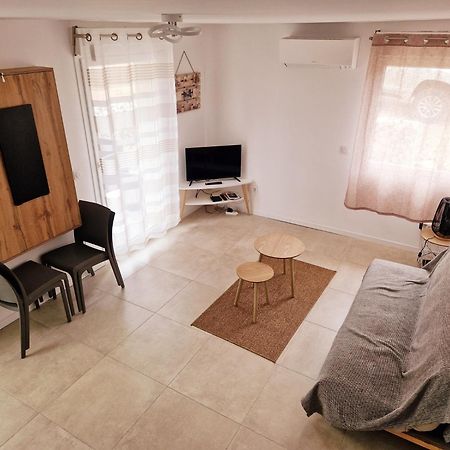 Bel Appartement Duplex Ventabren Exteriör bild