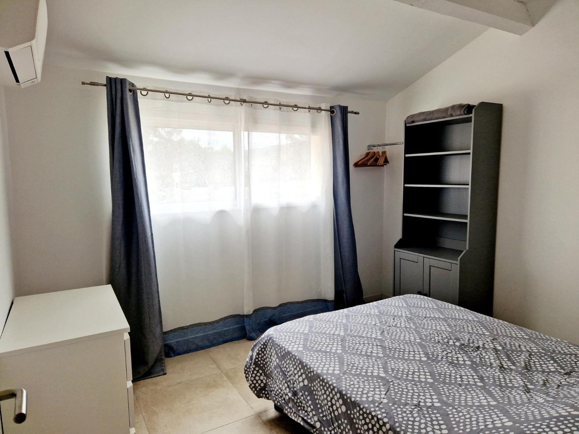 Bel Appartement Duplex Ventabren Exteriör bild